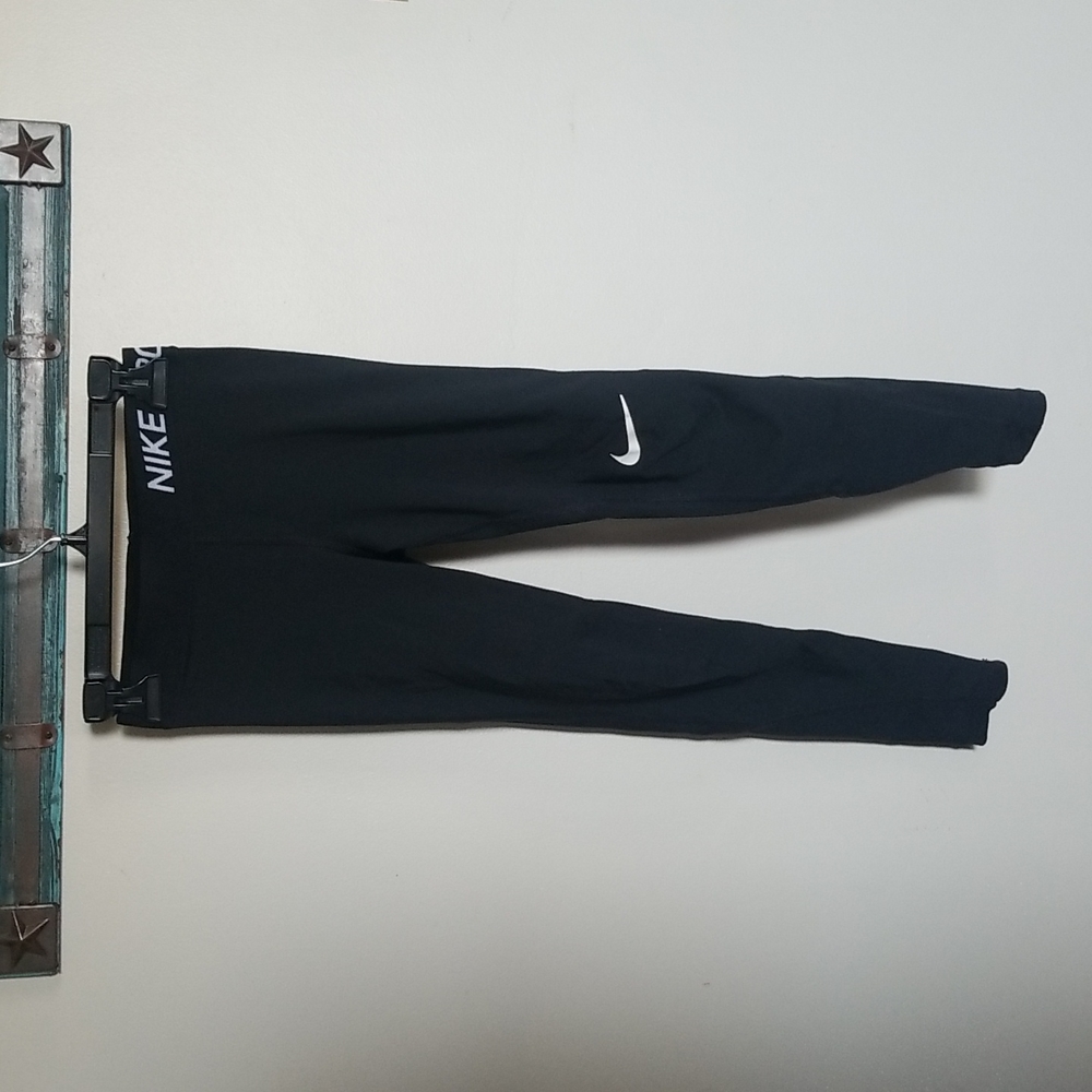 Girls Nike Pro Leggings